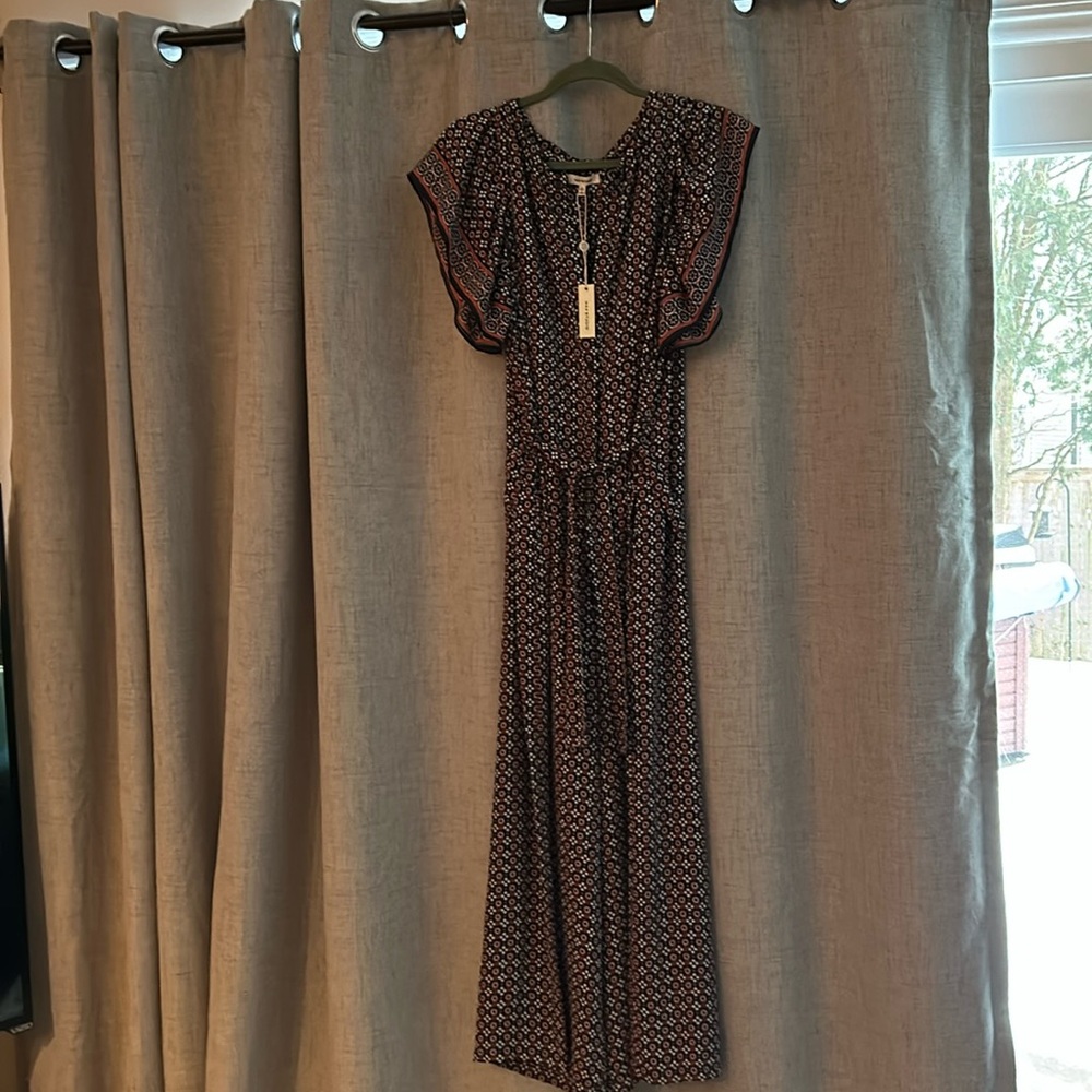 Max Studio size L jumpsuit